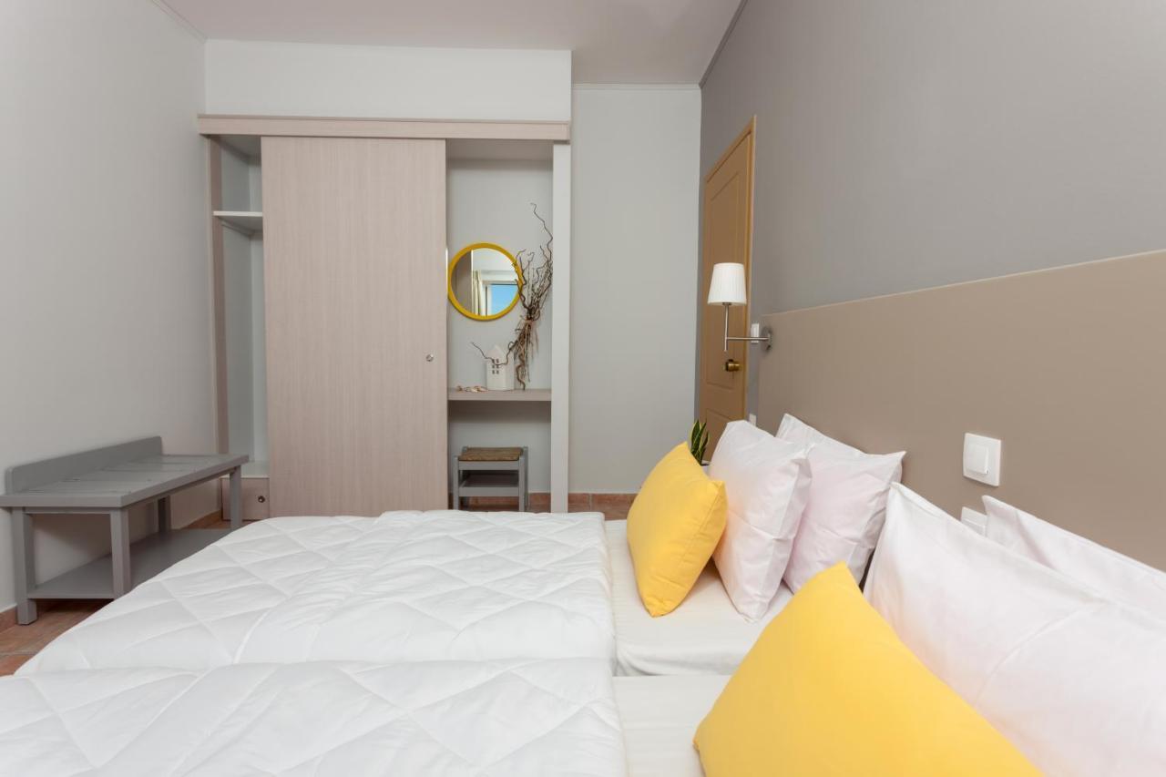 Cavo D' Oro Hotel & Suites Kalamákion Eksteriør billede
